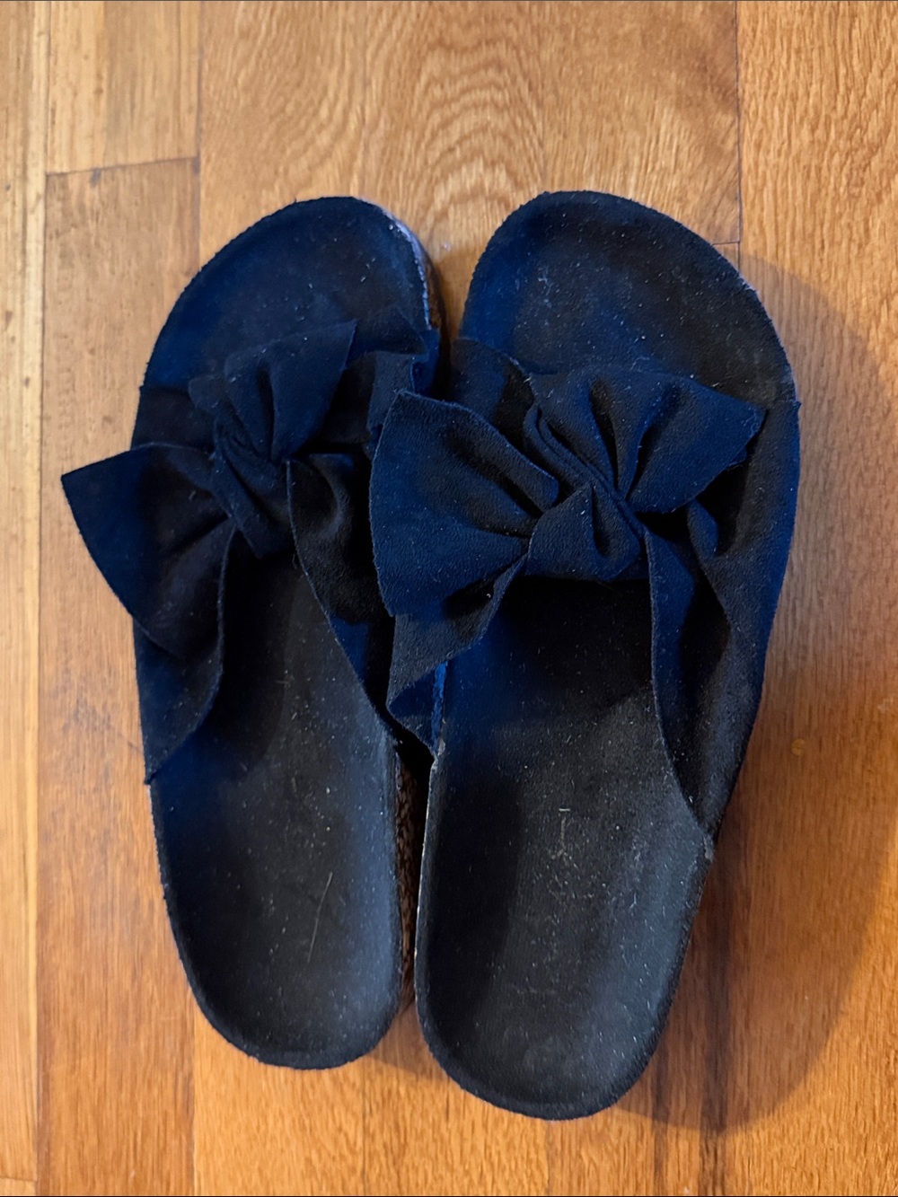Women’s Black Bow Slide Sandals